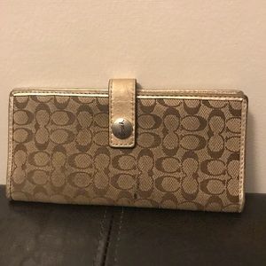 Coach wallet